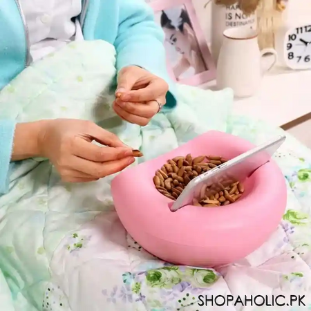lazy snack bowl with mobile holder image5