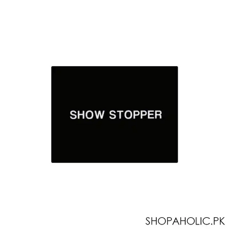 masarrat misbah show stopper matt luxe lipstick image4