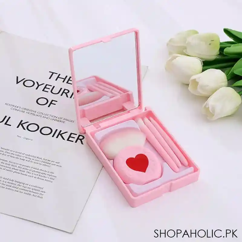 mini heart makeup brush set main image