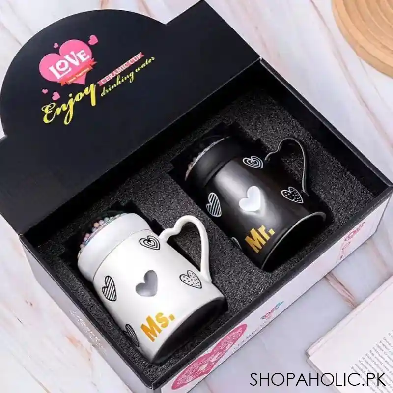 mr mrs mug with globe lid main image