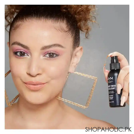 nyx makeup setting spray 02, dewy finish long lasting image5