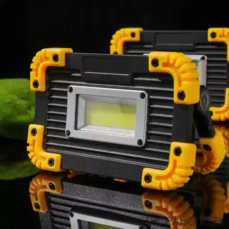 portable spotlights image2