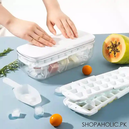 press type ice cube maker main image