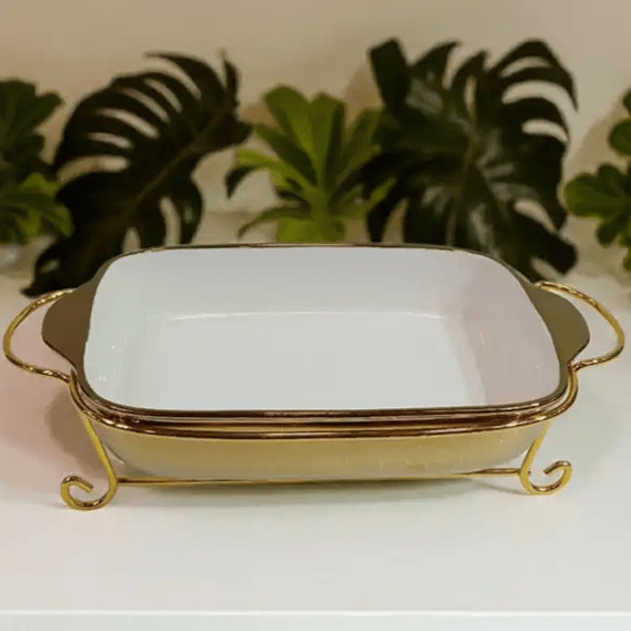 Gilded Manor Roasting Dish main image