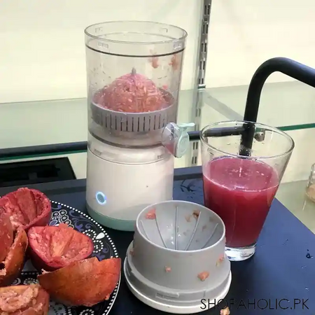 rechargeable portable citrus juicer image7