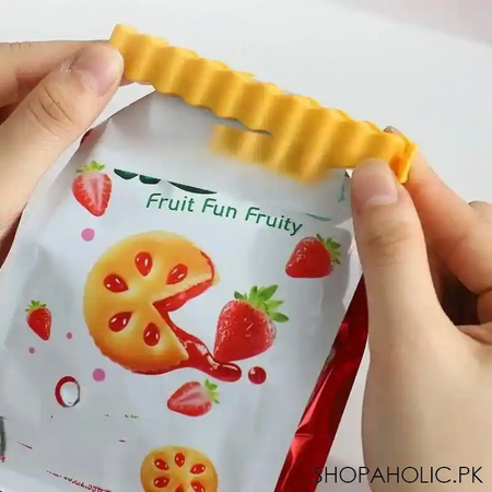 (set of 13) french fries shape sealing clips with magnetic holder image2