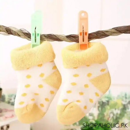 set of 20 simple clothes hanging clips image2