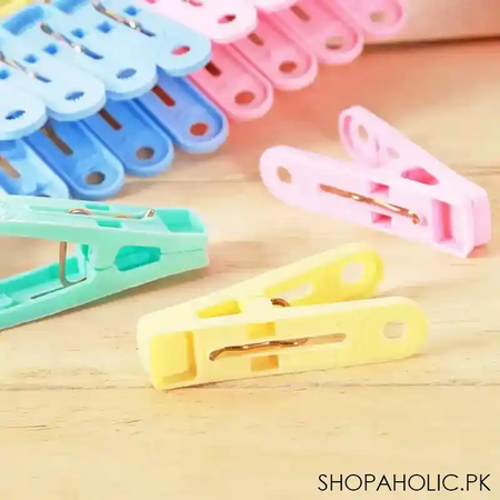 set of 20 simple clothes hanging clips image4