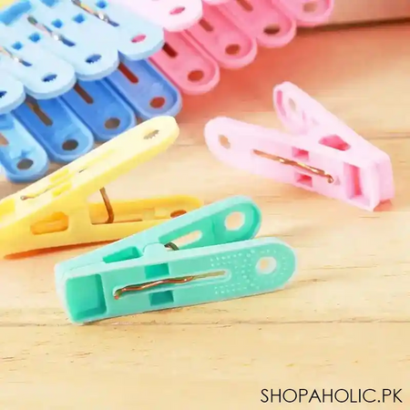 set of 20 simple clothes hanging clips image5
