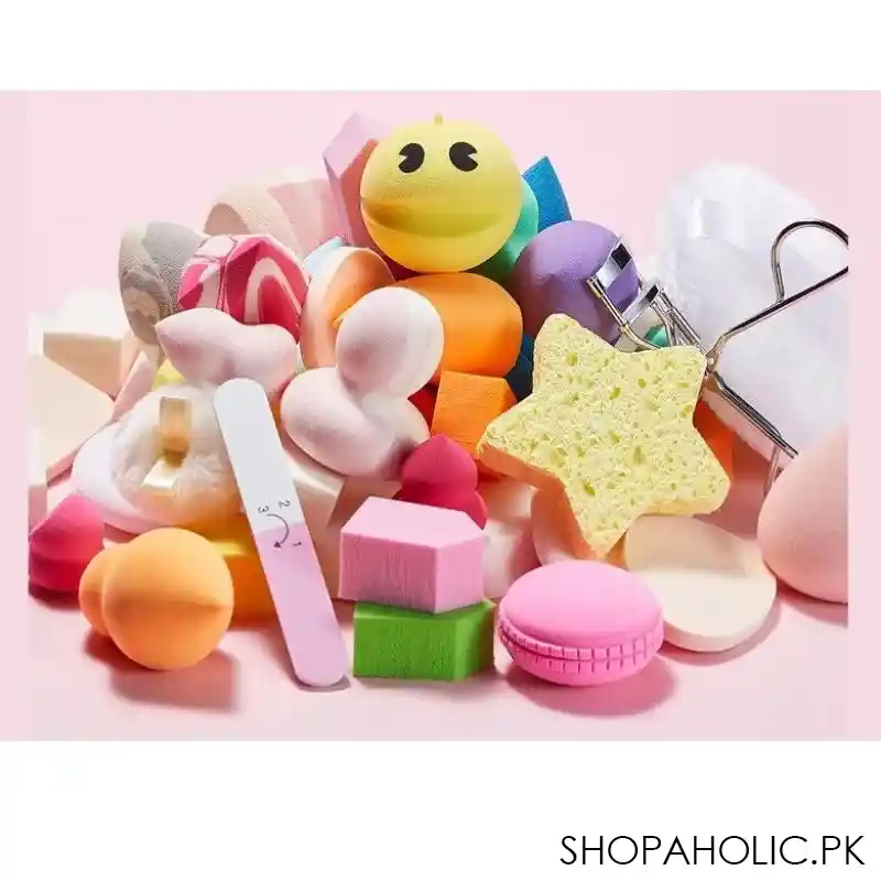 set of 35 beauty tool lucky puff image4