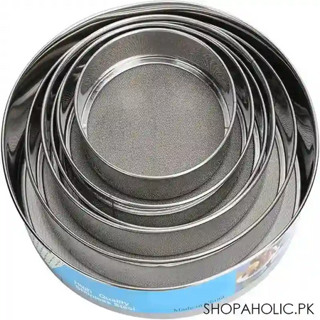 set of 6 flour strainer main image