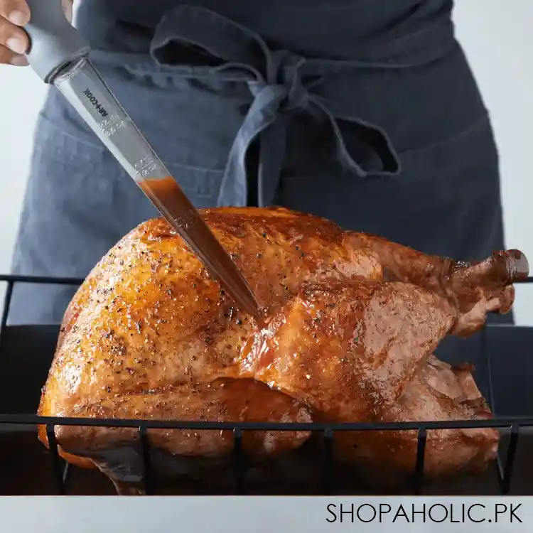 silicone measuring bbq baster with cleaning brush main image