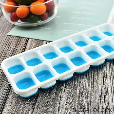 silicone pop up ice cube tray with removable lid image3