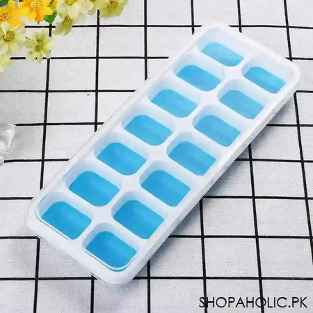 silicone pop up ice cube tray with removable lid image5