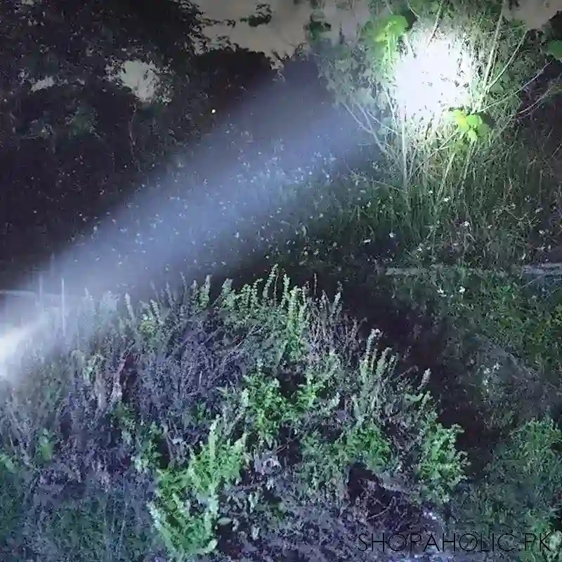 solar led flashlight image2