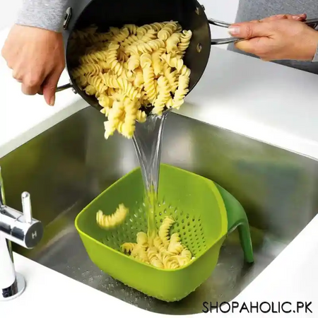 square colander with handle image3