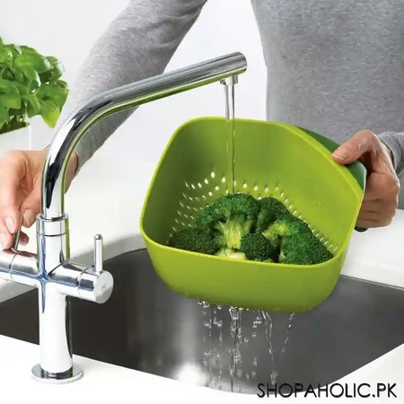 square colander with handle main image