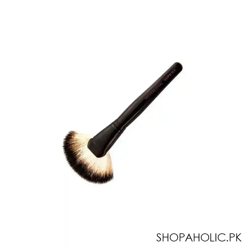vipera fan shaped powder & blush brush main image