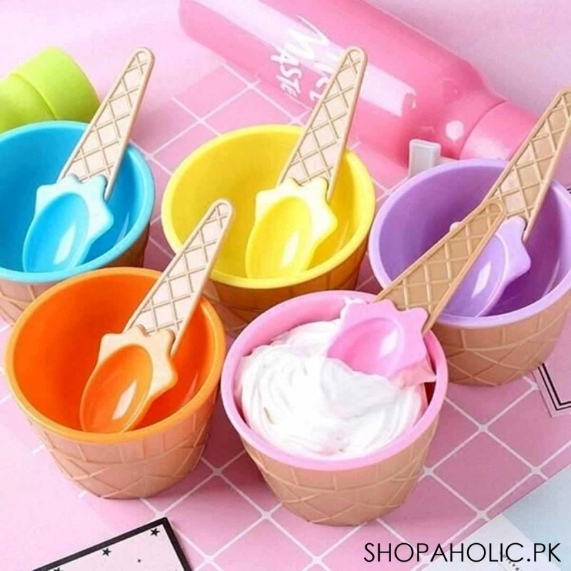 (Pack of 4) Ice Cream Cups with Spoons