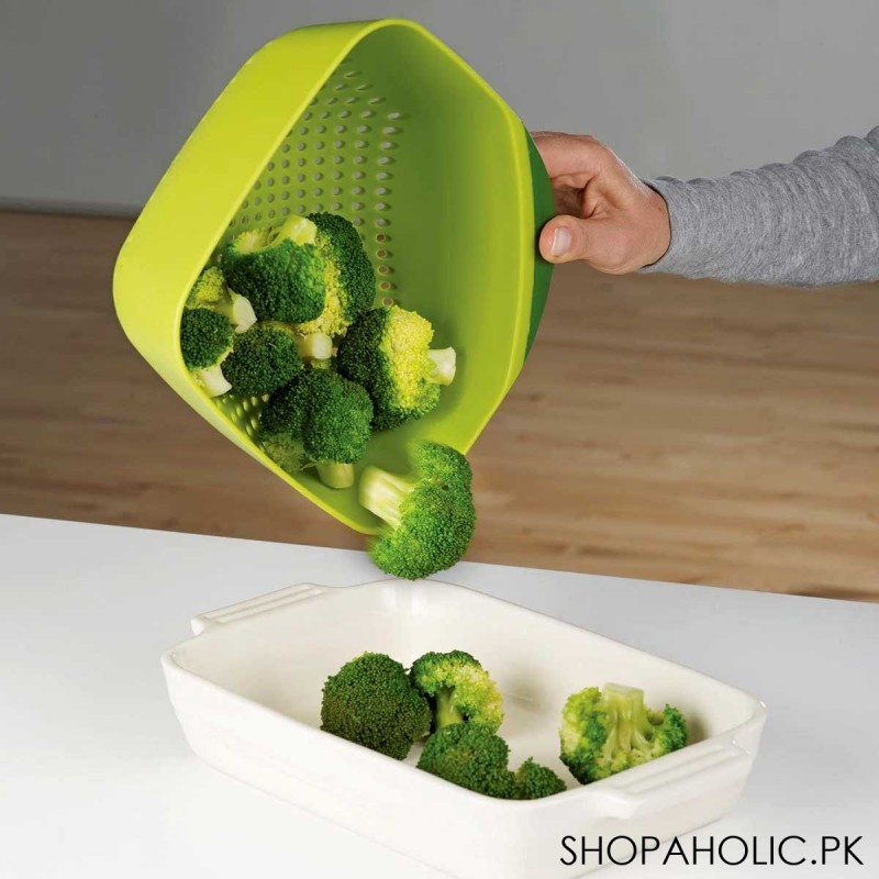 Square Colander with Handle