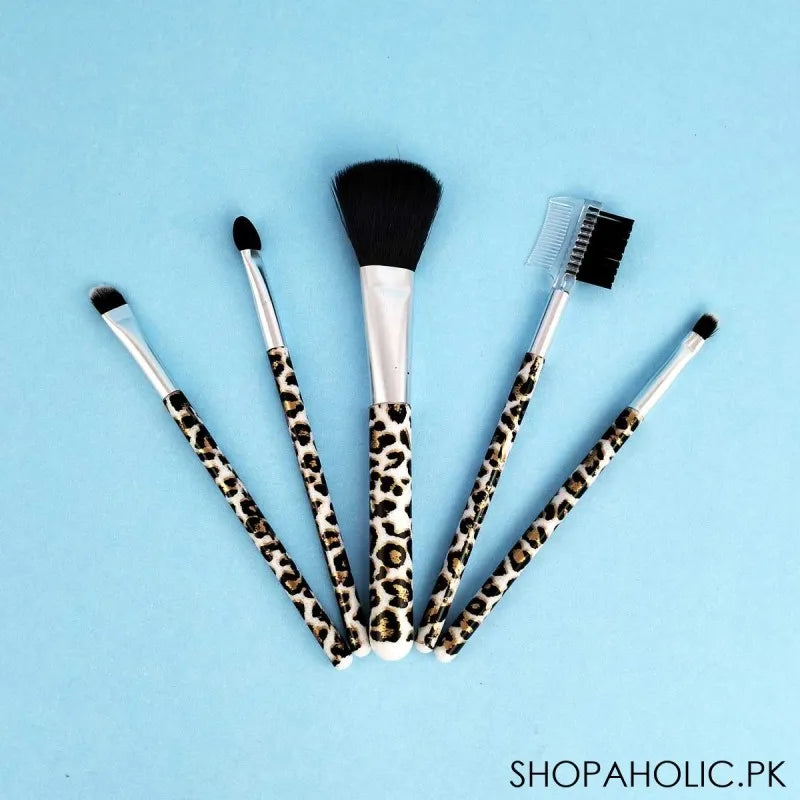 Buy (Set Of 5) Makeup Brush at the Best Price in Pakistan