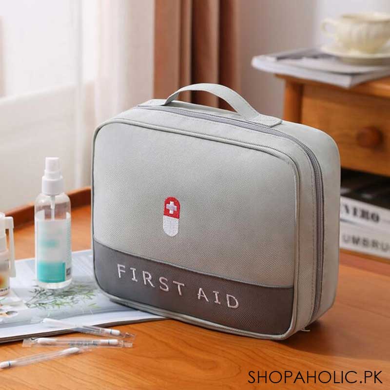 First Aid Portable Medical Storage Bag for Travel