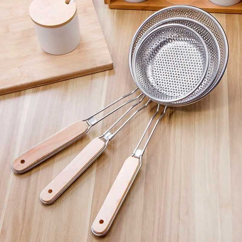 Stainless Steel Strainer Colander with Wooden Handle